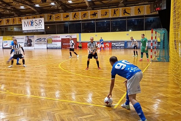 1 kolejka II Ligi Futsalu pomiędzy KKF Automobile Torino Konin - Wiara Lecha Poznań